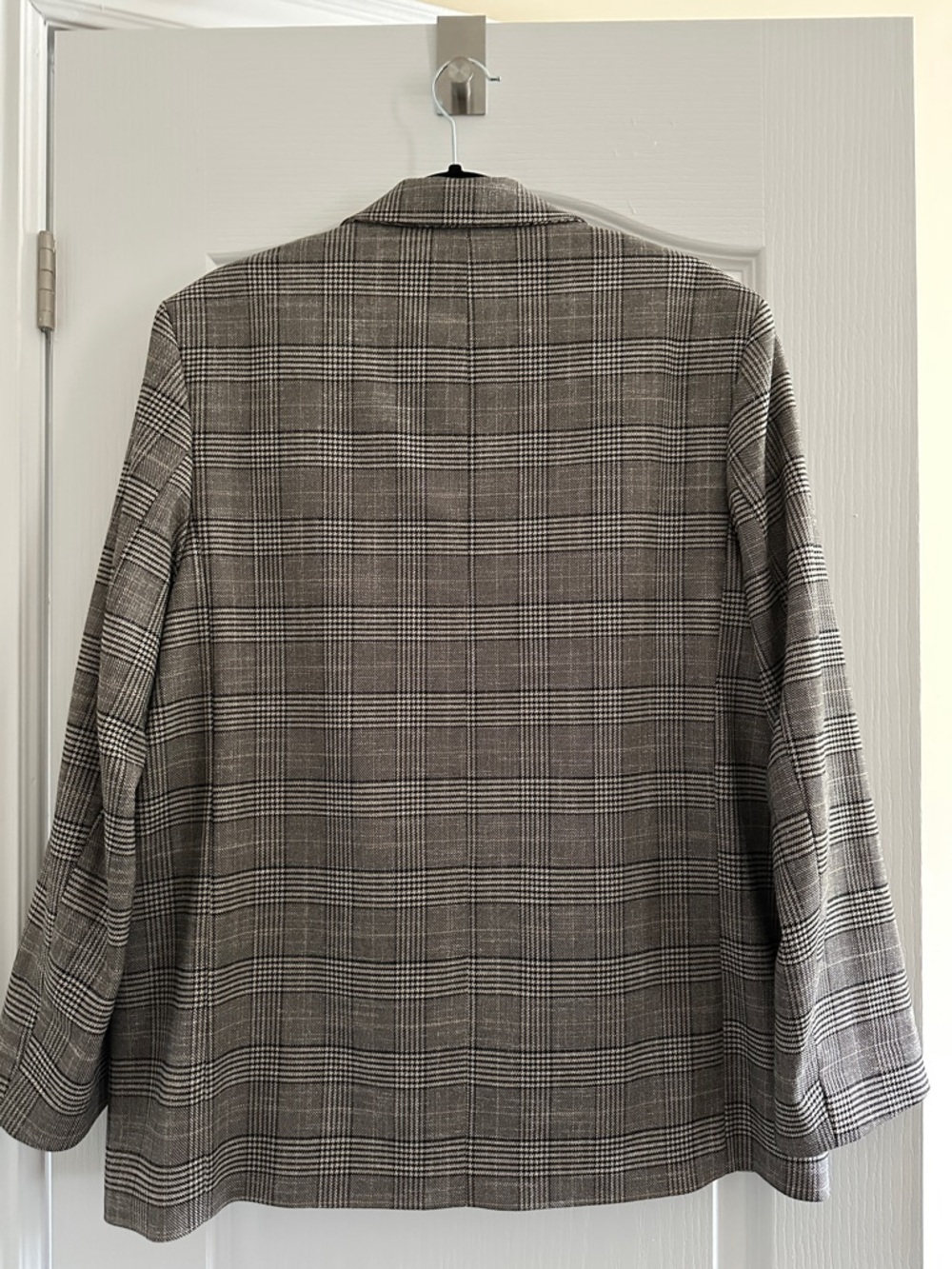 H&M Gray Plaid Women's Blazer oversized - Picture 3 of 7